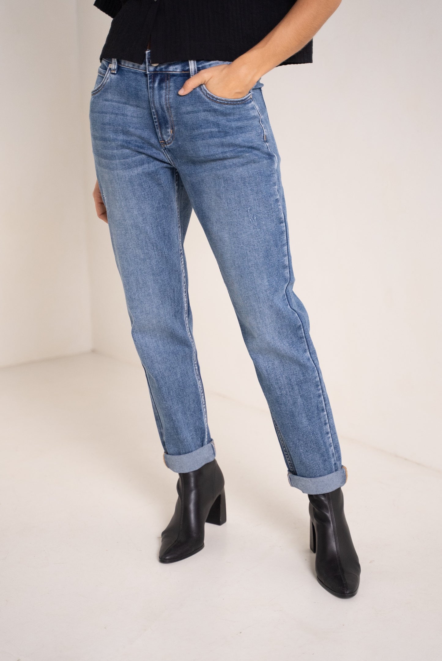 Lorie Jeans